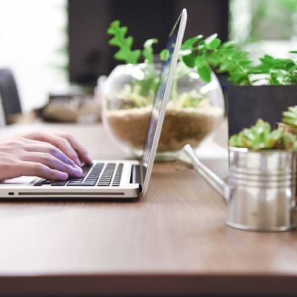 運動不足が気になるなら硬くなった筋肉をもみほぐして血流ＵＰリベレのボディケアコースをお試しください